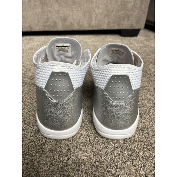Nike Air Jordan Reveal Metallic Silver Size 15 Men's - Picture 6 of 8